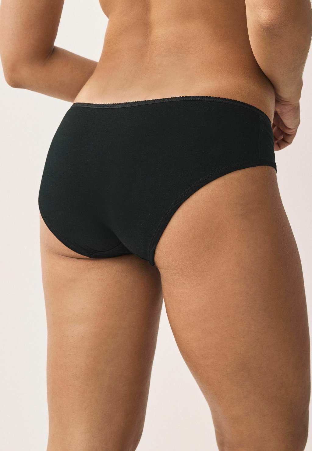 Трусы SHORT FIT - RICH KNICKERS 5 PACK Next, черный — фото 3