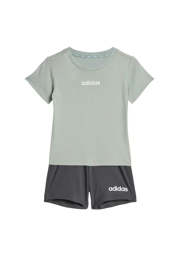 Комплект первой необходимости: футболка и шорты Adidas Performance, светло-зеленый