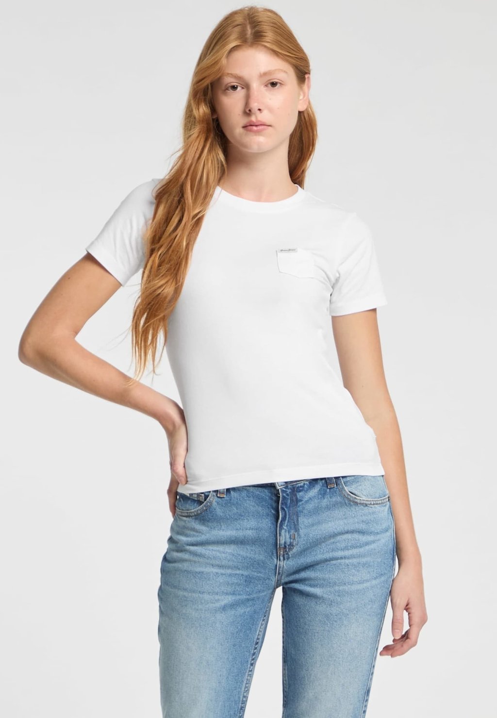 

Футболка SLIM FIT TASCHE Guess Jeans, белый