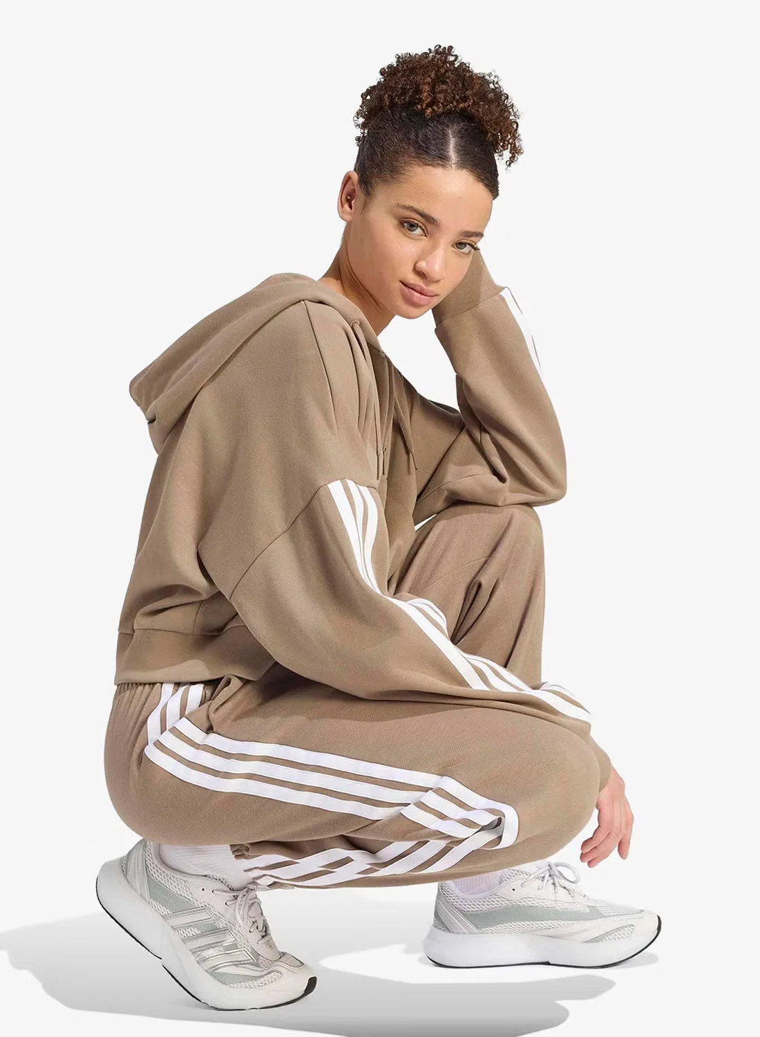 Штаны из футера с логотипом 3-Stripes Adidas, хаки — фото 3