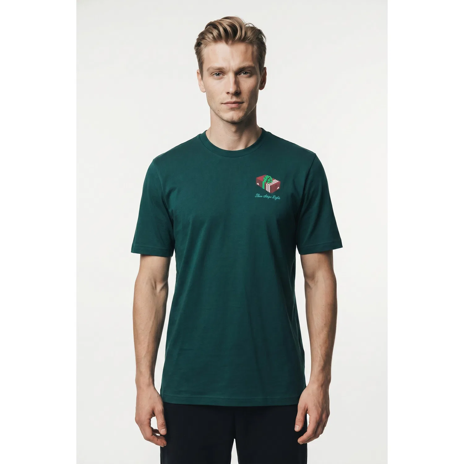 Детская футболка с праздничной графикой Adidas Sportswear, Aurora Ivy