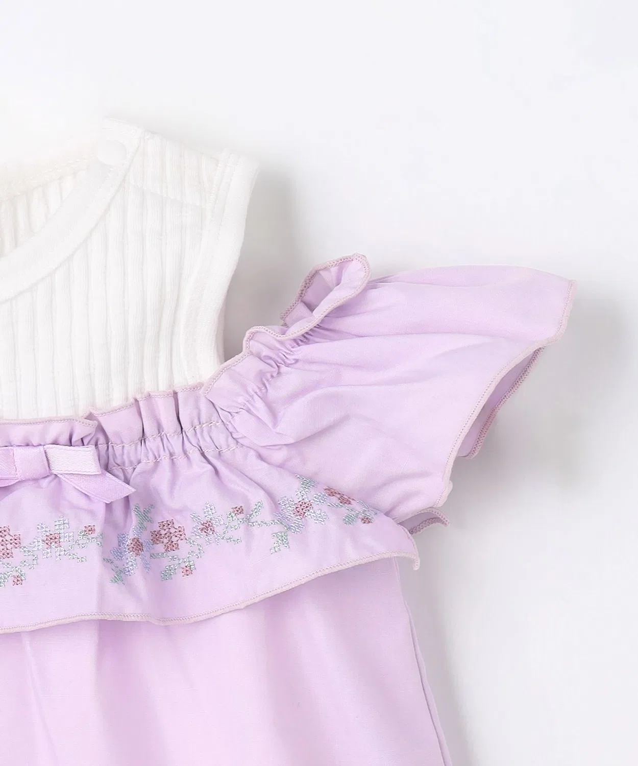 Детская туника с вышивкой оффшор, модель Cross Stitch Off-Shoulder Kumikyoku KIDS, Lilac — фото 4