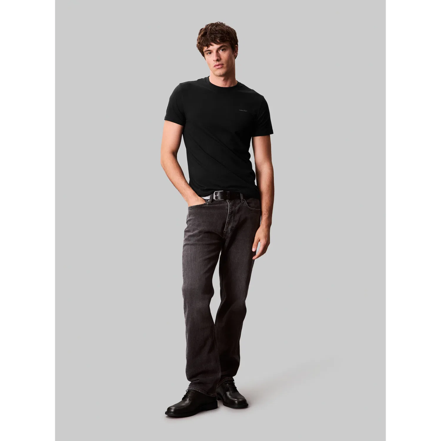Мужская slim-fit футболка с круглым вырезом Calvin Klein, Black — фото 3