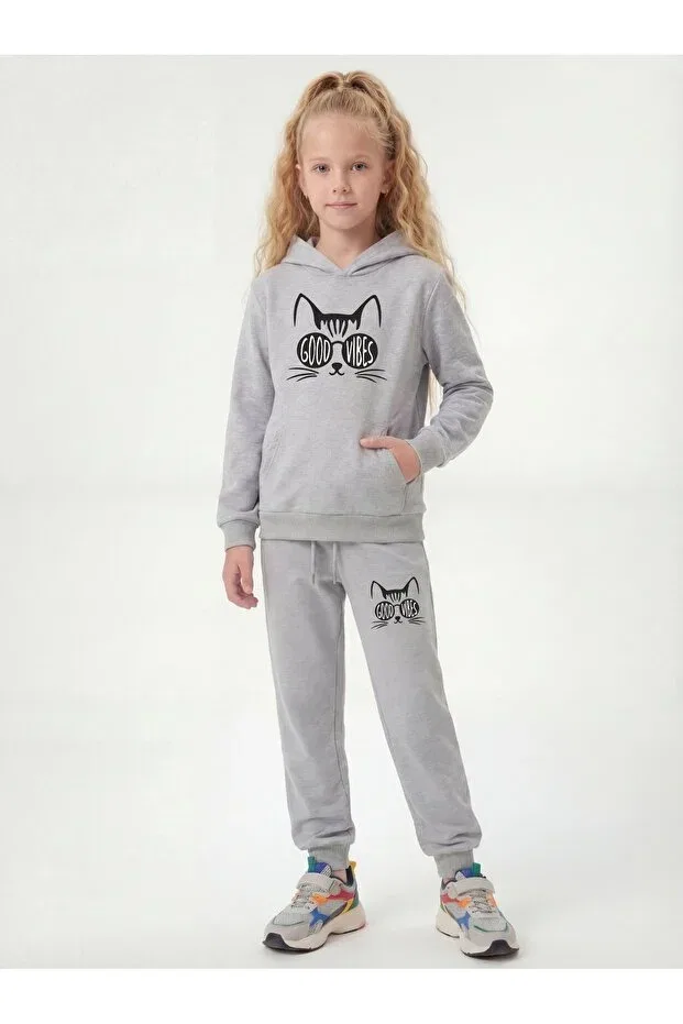 Детский комплект для девочек с принтом Kangaroo pocket hooded girls' tracksuit set with cat print detail Fyk Kids, Gray — фото 3