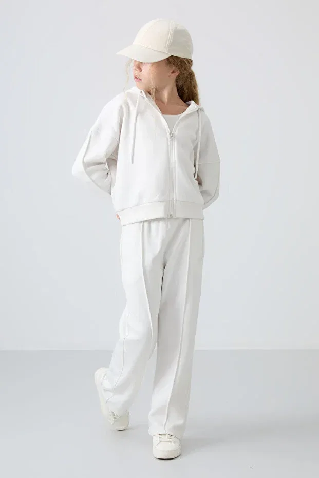Детский комплект спортивного костюма для девочек с вышивкой Ecru cotton soft textured standard fit embroidered girls' tracksuit set Tommy Life, Ecru