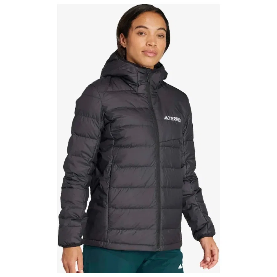 Женский стеганый пуховик с капюшоном Mountain Down adidas, Черный — фото 3