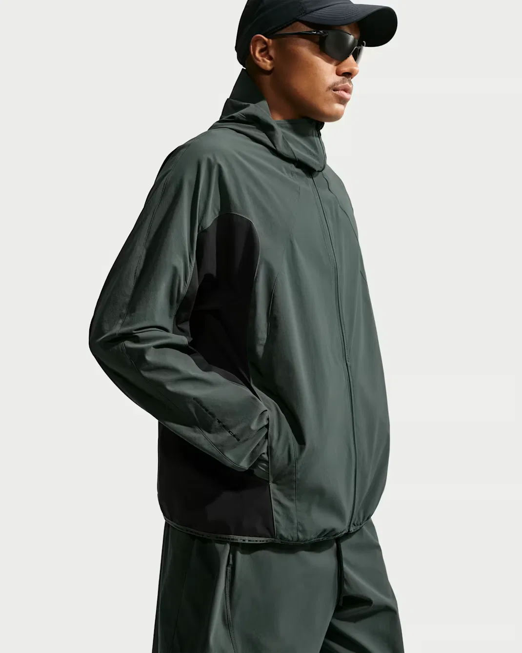 Мужская футболка с длинными рукавами Dri-FIT Nike Tech Helios, Camo Green/Black/Black — фото 3