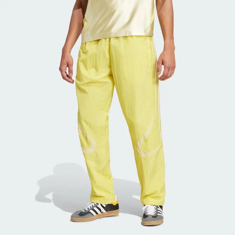 Спортивные штаны свободного кроя Adicolor 2000s Woven adidas, Желтый