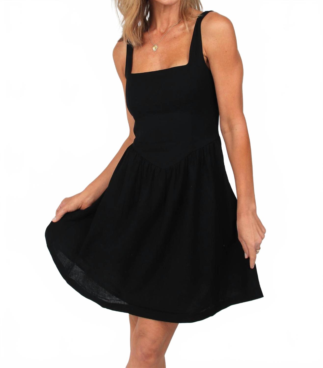 

RD Style Мини-платье Helsi черного цвета