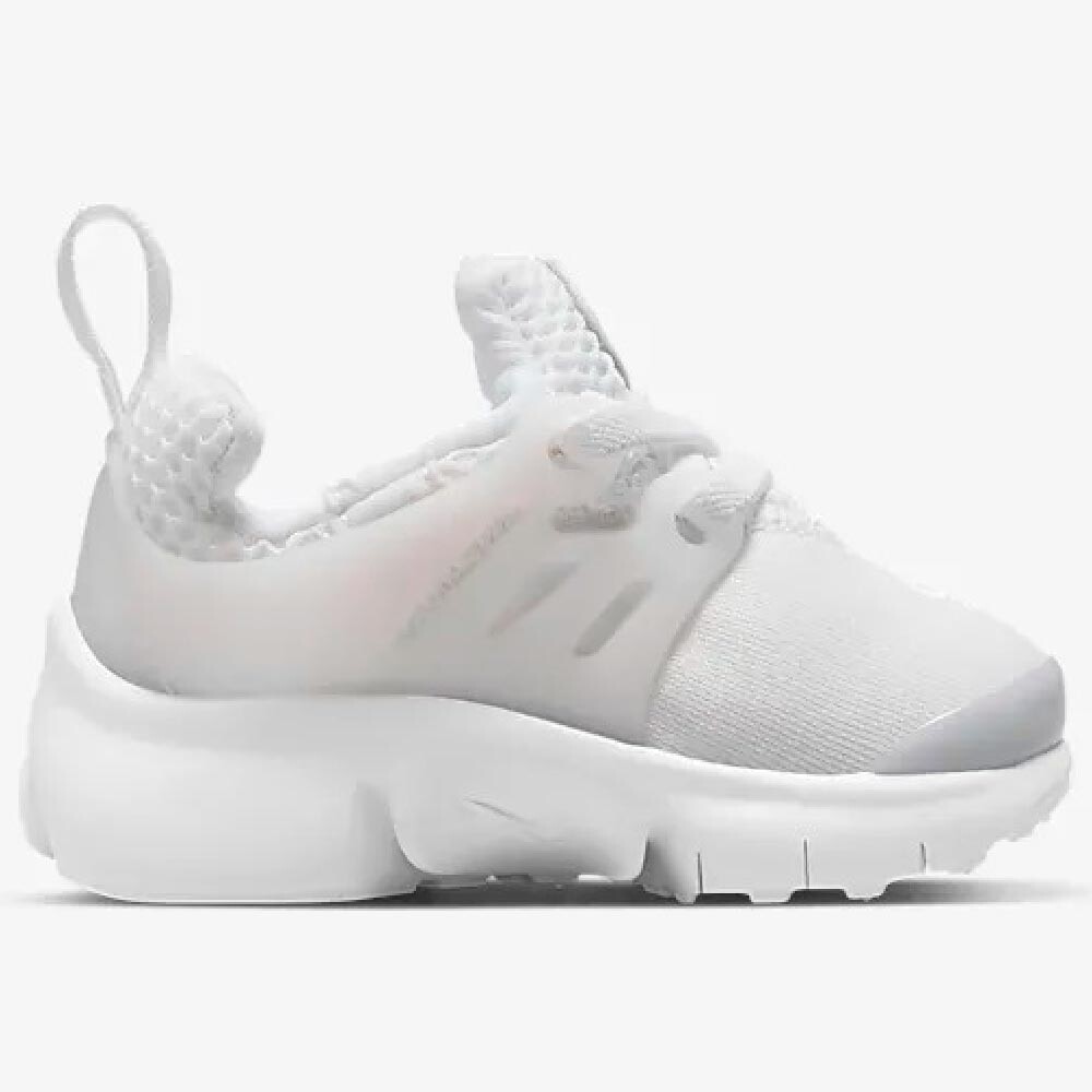 

Кроссовки Nike Presto, белый