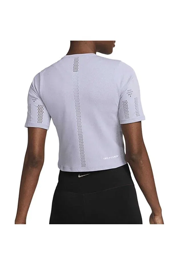 Женская футболка хлопковая Yoga dri-fit adv luxe women's t-shirt dv9169 Nike, Lila — фото 4