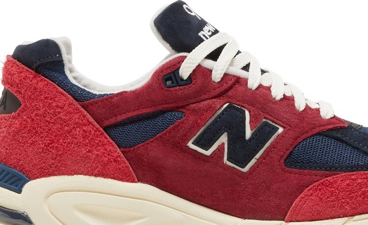 Кроссовки New Balance Teddy Santis x 990v2 Made in USA 'Chrysanthemum', красный — фото 3