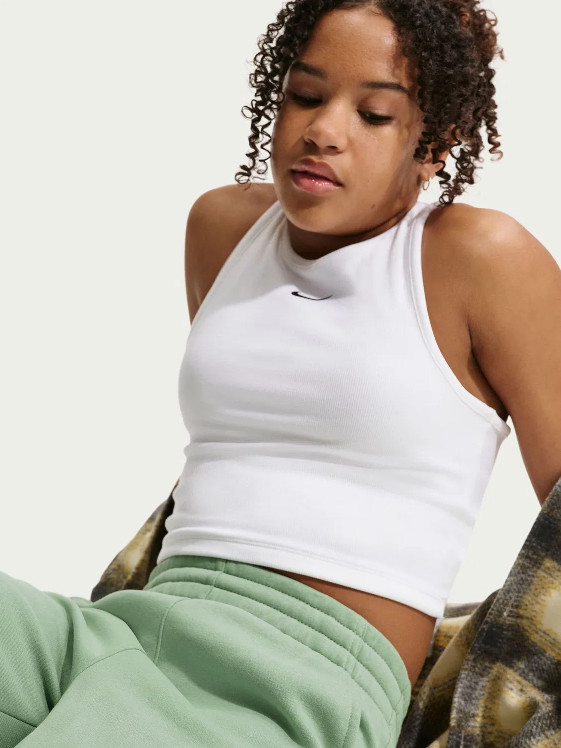 Штаны Nike Club Fleece Wide-Leg, Steam Green — фото 4