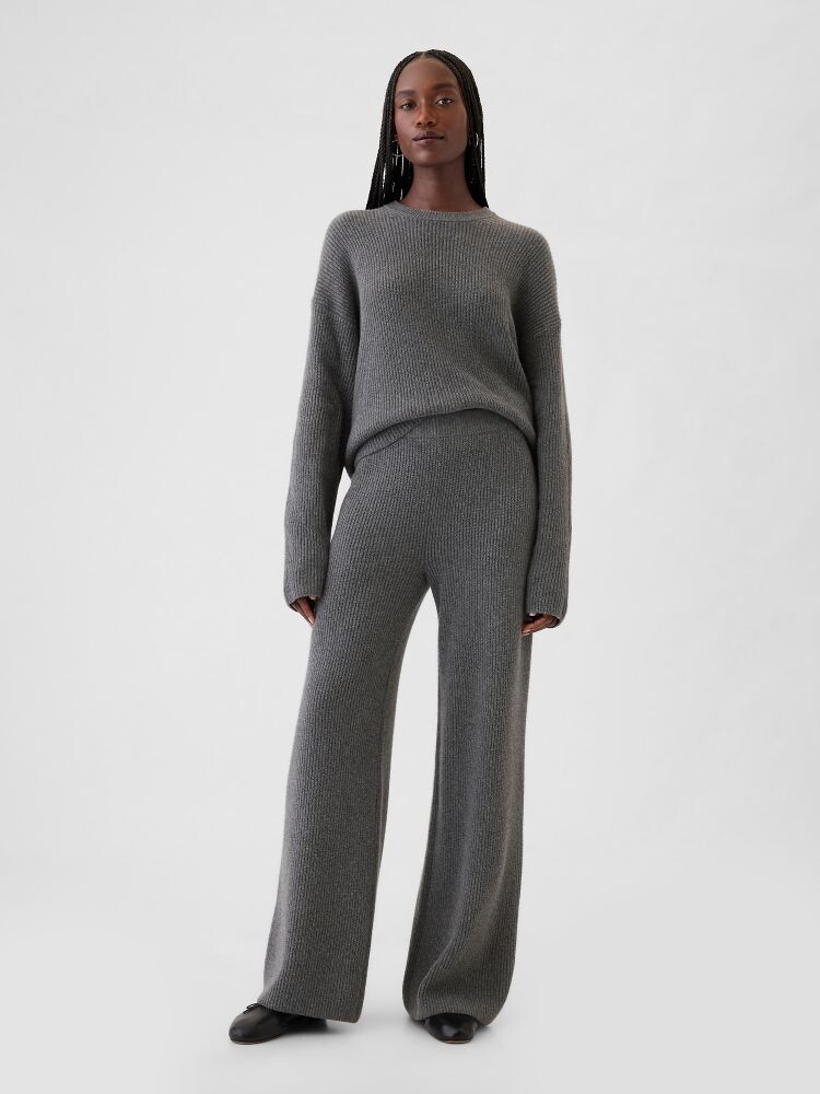 

Брюки cashsoft трикотажные. Gap, серый
