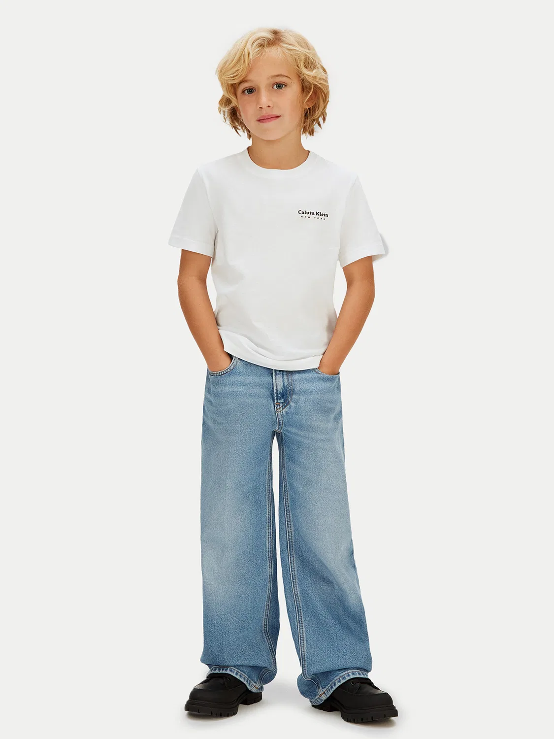 Футболка стандартного кроя для мальчика Minimal Logo Calvin Klein Jeans, белый — фото 2