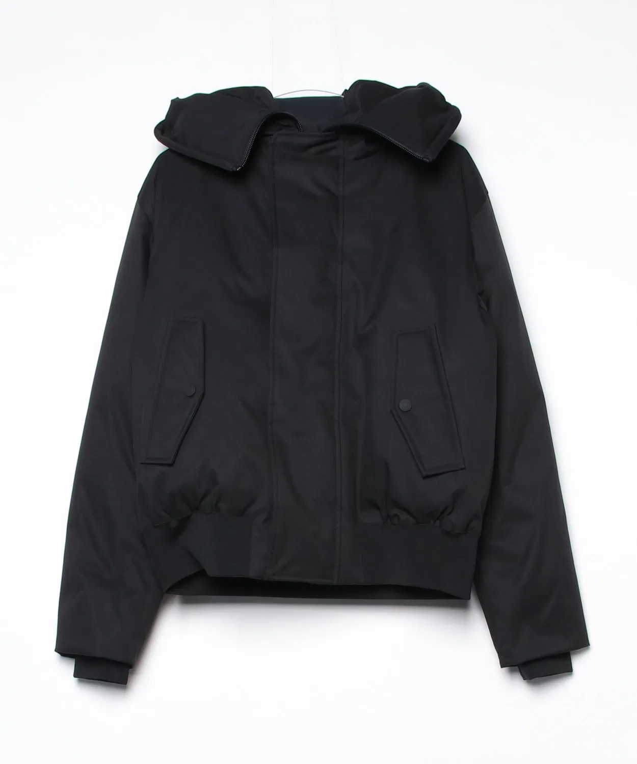 Куртка пуховая спортивная короткая Puffer Kaban Sport Jacket чёрная