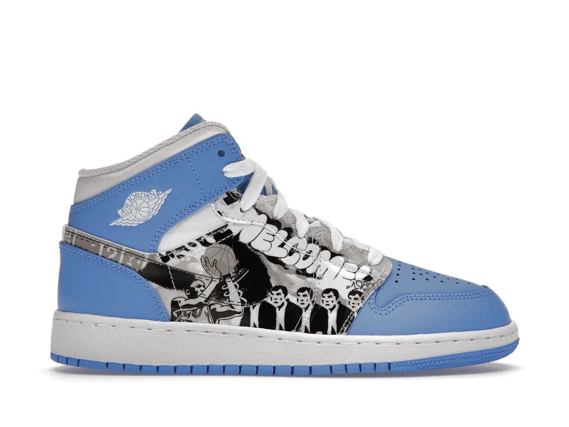 Детские кроссовки с принтом Jordan 1 Mid Sneaker School Game Winner (GS) Jordan, White/Starfish/University Blue