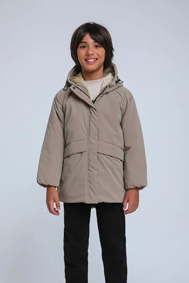 Детское пальто для мальчиков с вышивкой Hausekids, Latte