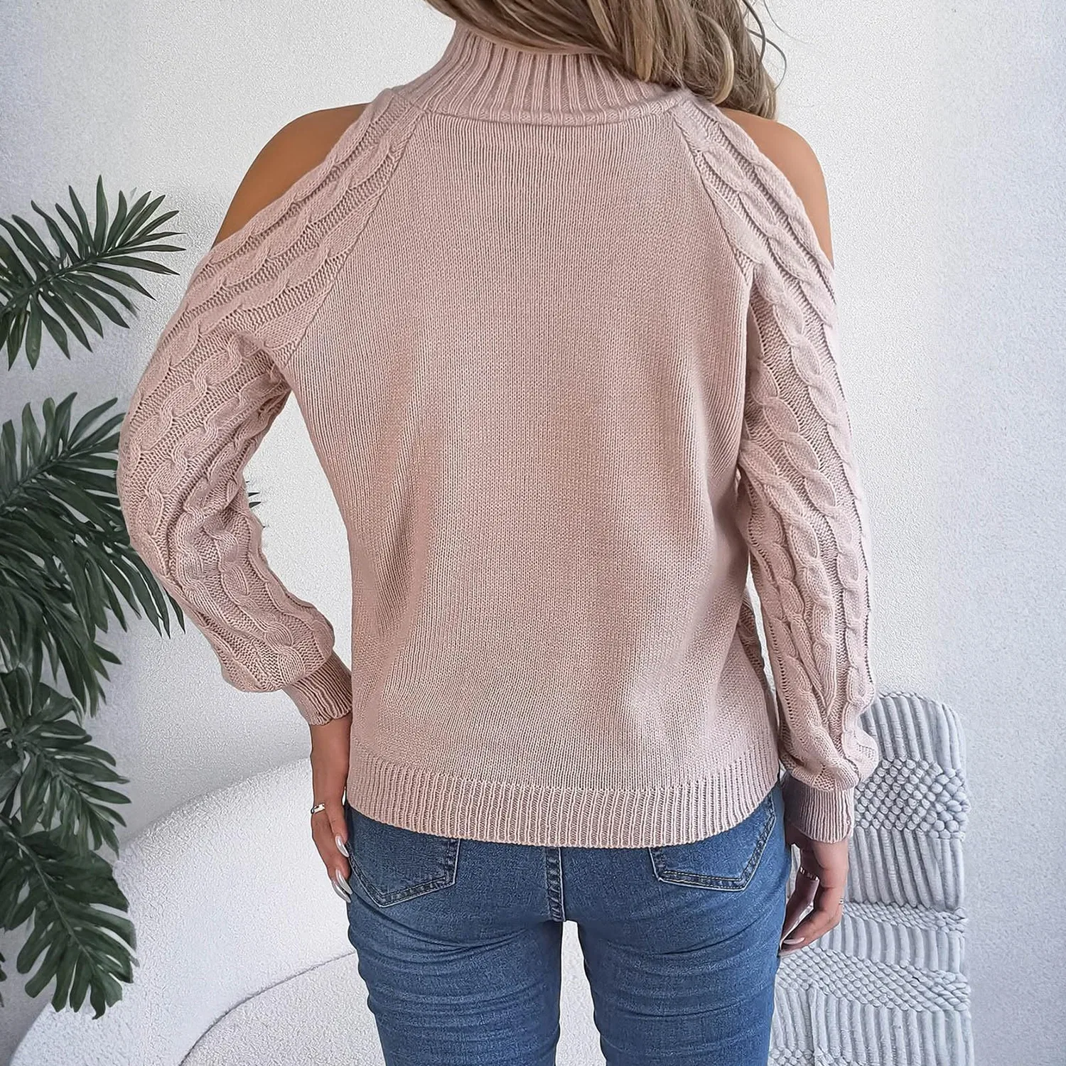 Женский свитер с длинным рукавом с открытыми плечами, Pink — фото 2