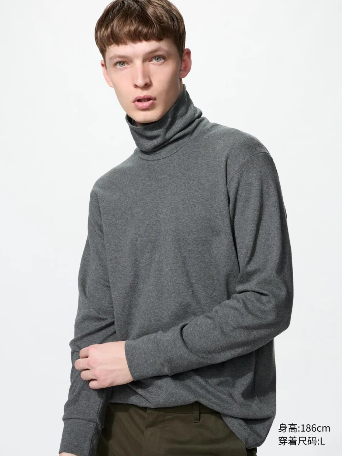 Футболка с длинным рукавом и мягким воротником Uniqlo, темно-серый