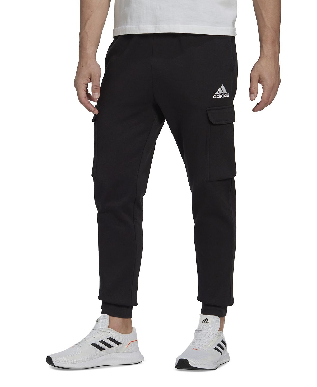 

Мужские классические флисовые джоггеры карго essentials с зауженным кроем adidas, черный