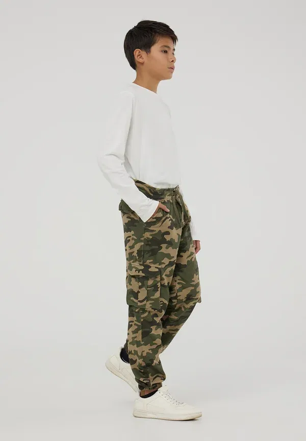 Брюки карго, камуфляж, Cargo trousers, Terranova, зеленый военный
