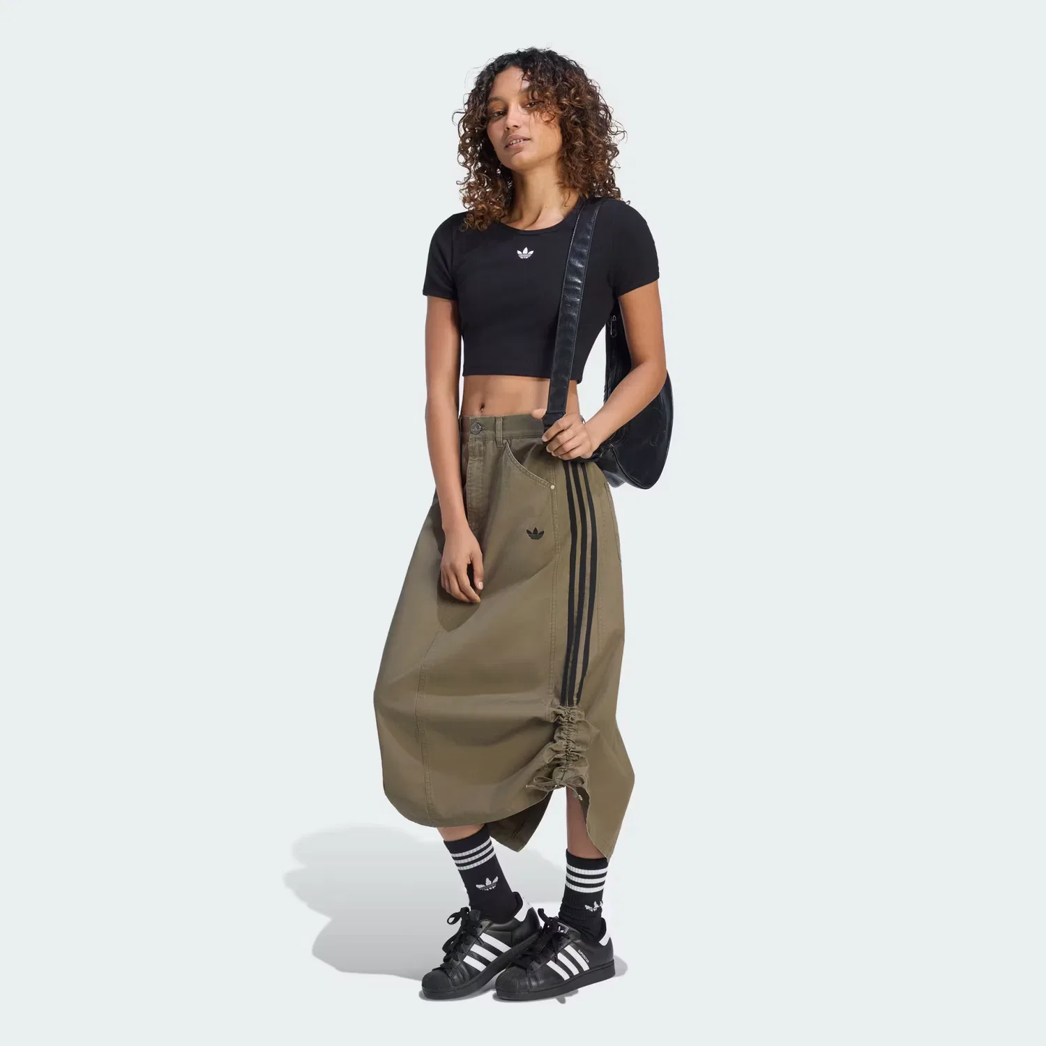 Женская юбка из твила Parachute Skirt Adidas Originals, оливковый — фото 3