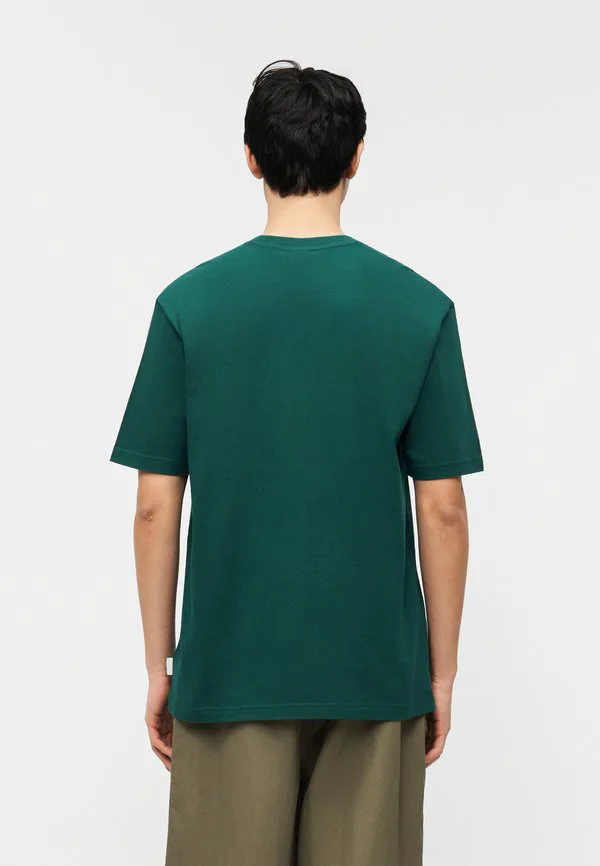 Свободная футболка унисекс с графическим принтом Adidas Originals, Collegiate Green — фото 3