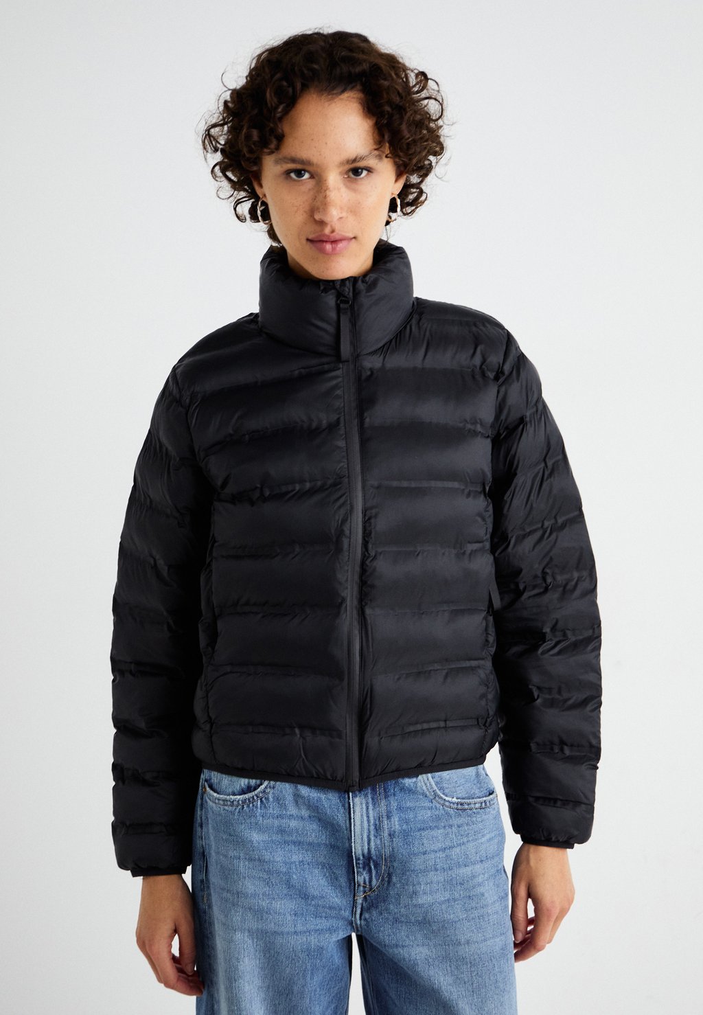 

Зимняя куртка ONLKESSA SEAMLESS QUILT JACKET ONLY, черный