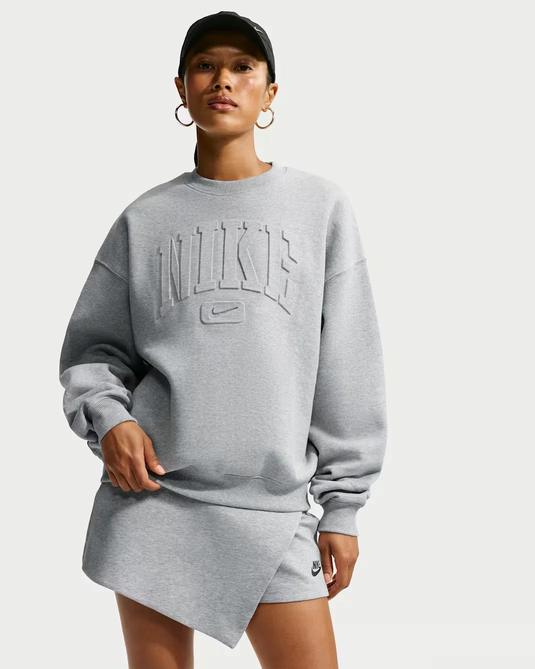 Женская футболка оверсайз с рельефным рисунком Nike Studio Fleece Medium Weight "Graphic Pack", Dark Grey Heather/Dark Grey Heather — фото 3