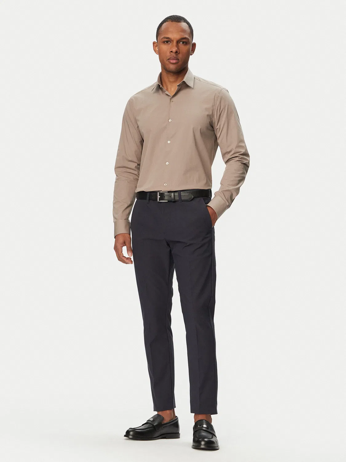 Мужская рубашка приталенного кроя Essentials Calvin Klein, бежевый — фото 2