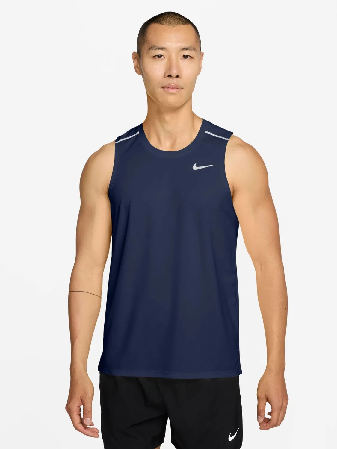 Жилет беговой Nike Miler Dri-FIT, темно-синий