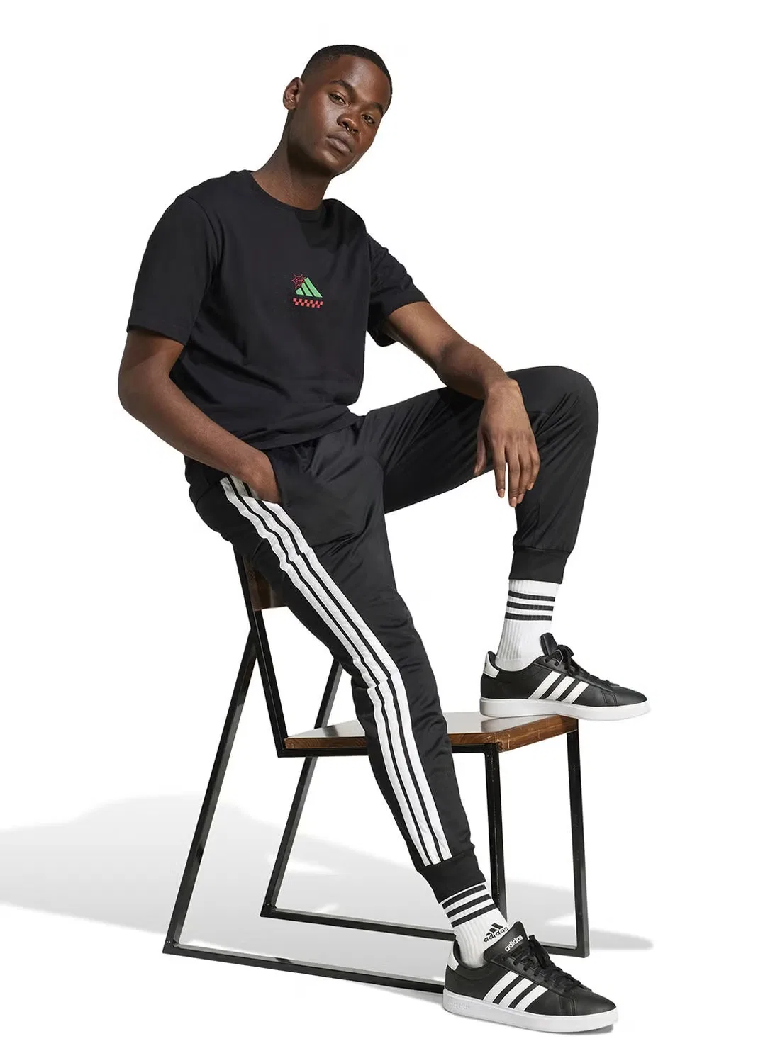 Футболка с принтом пиццы Adidas, черный — фото 3