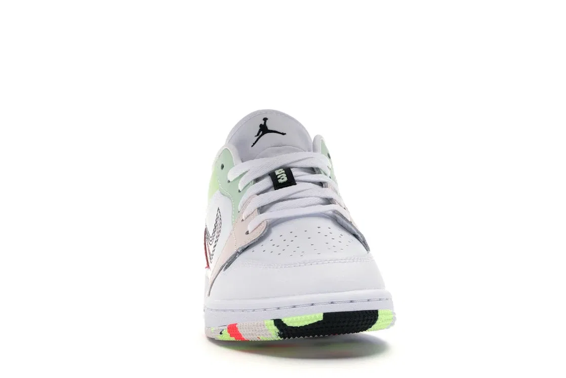 Детские кроссовки Lifestyle с длинным рукавом Jordan 1 Low Jordan, White/Ember Glow-Barely Volt-Black — фото 2