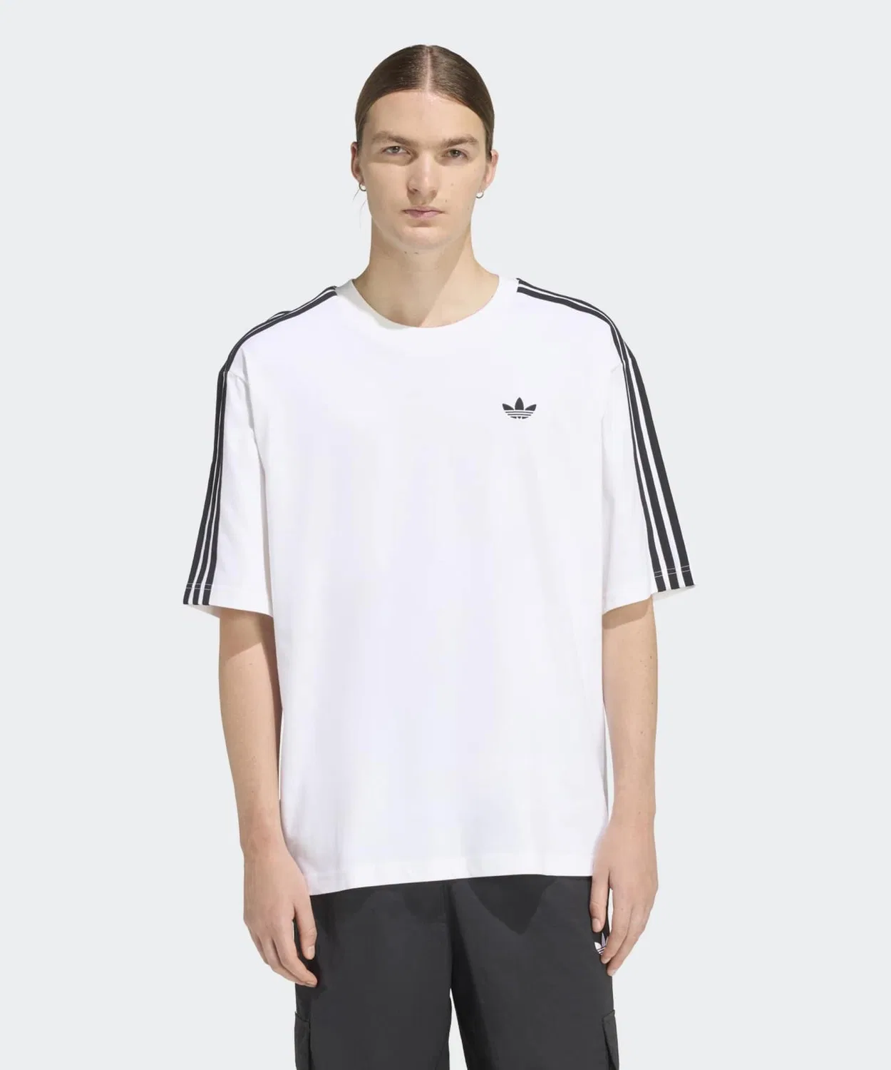 Мужская футболка оверсайз с принтом Adicolor Three Stripes Adidas, Белый
