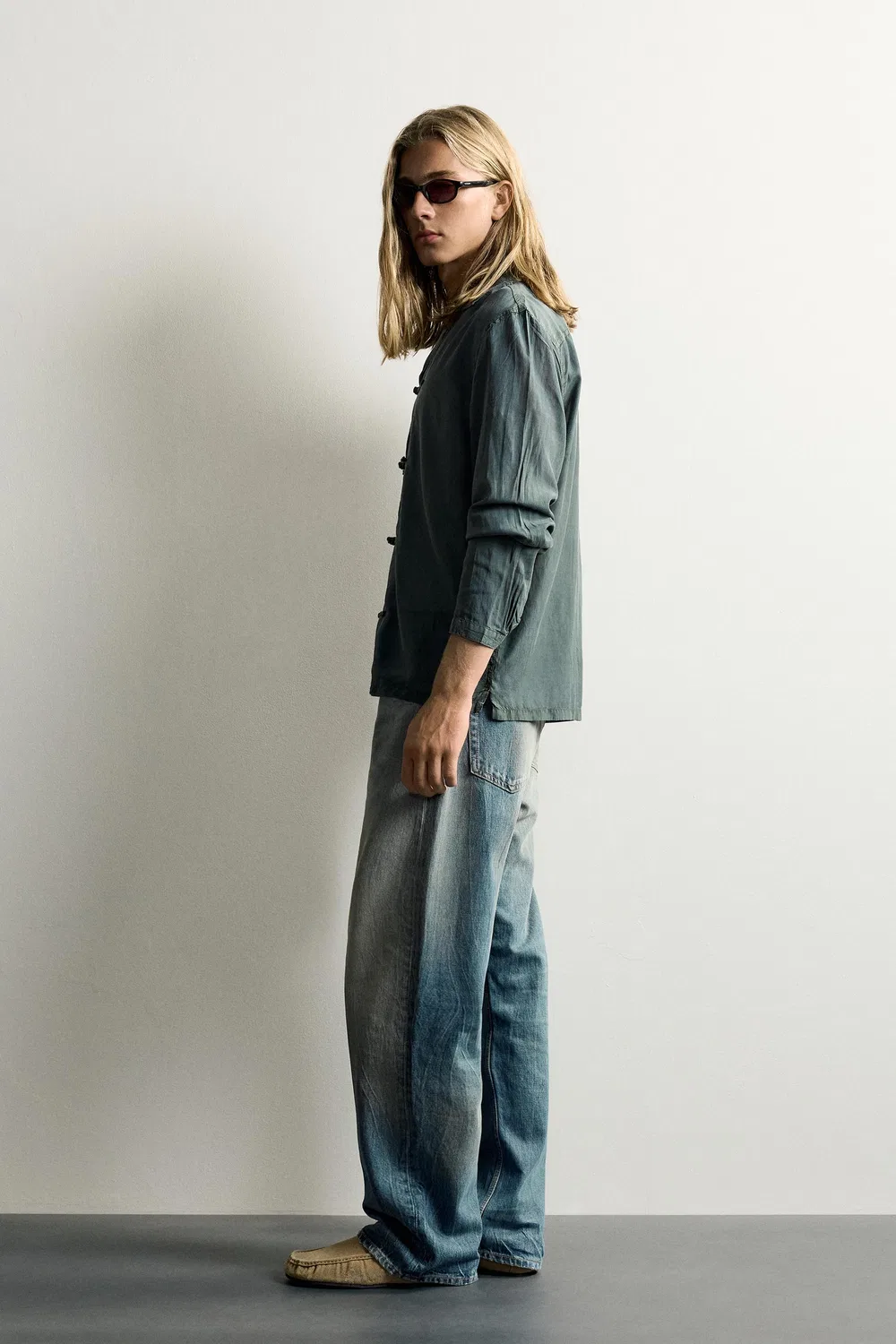 Свободная рубашка с застежкой в виде лягушки. ZARA, Green — фото 4