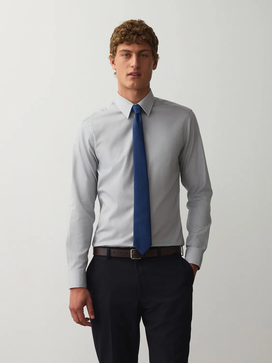 Рубашка с текстурой, slim fit Next, светло-серый