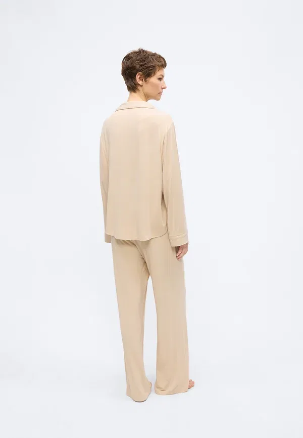 Пижамный комплект Lacoste Sous vetements, однотонный, модальный — фото 4