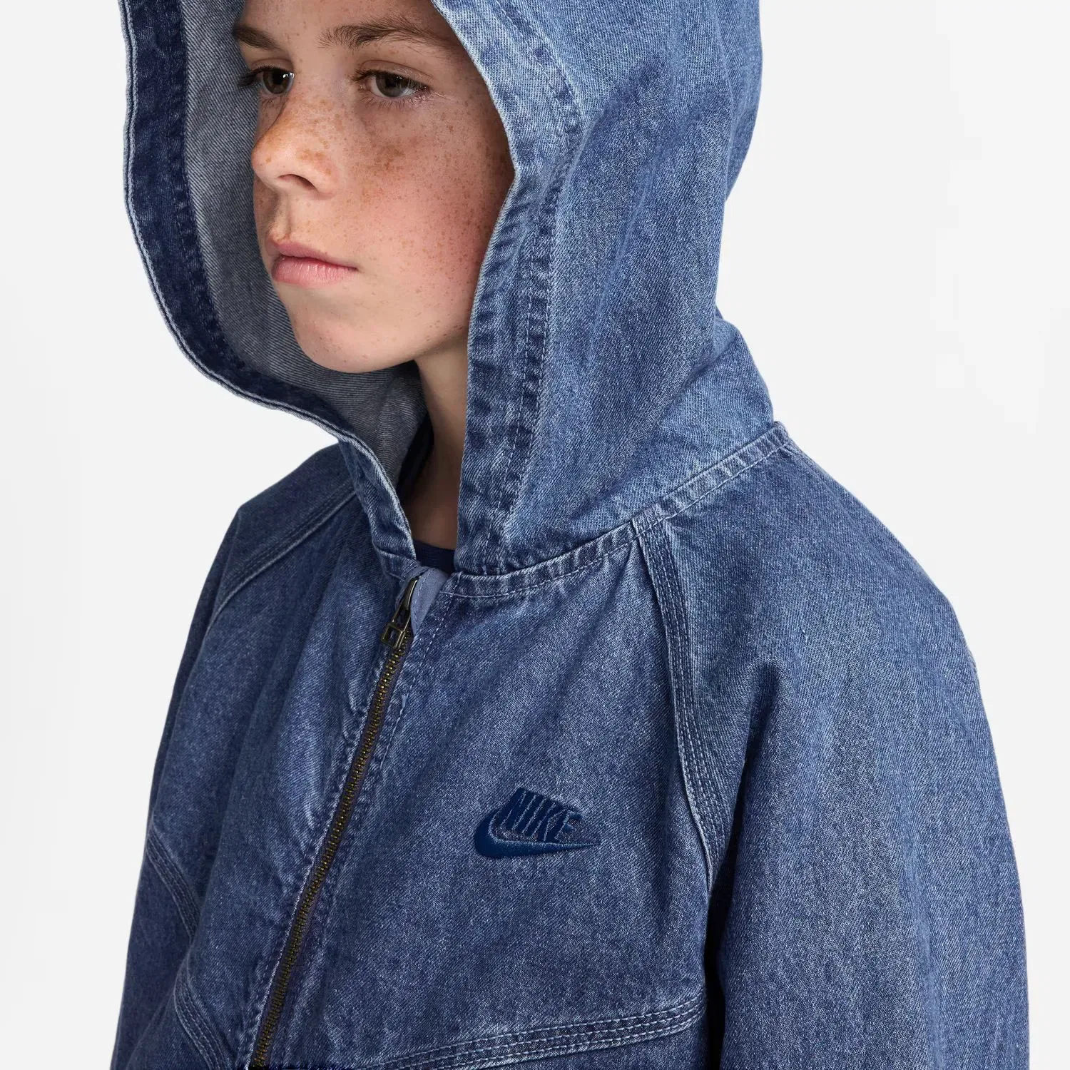 Детская куртка джинсовая с капюшоном Windrunner Nike, Azul Denim — фото 3