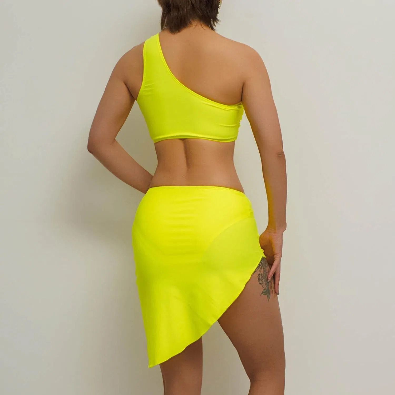 Женский бикини-комплект с завышенной талией и юбкой One Shoulder Push up, Yellow — фото 3