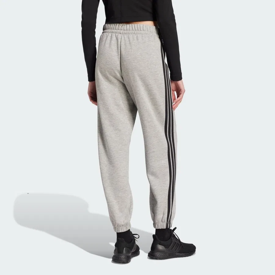 Спортивные брюки свободного кроя с тремя полосками Essentials 3-Stripes adidas, Серо-черный — фото 2