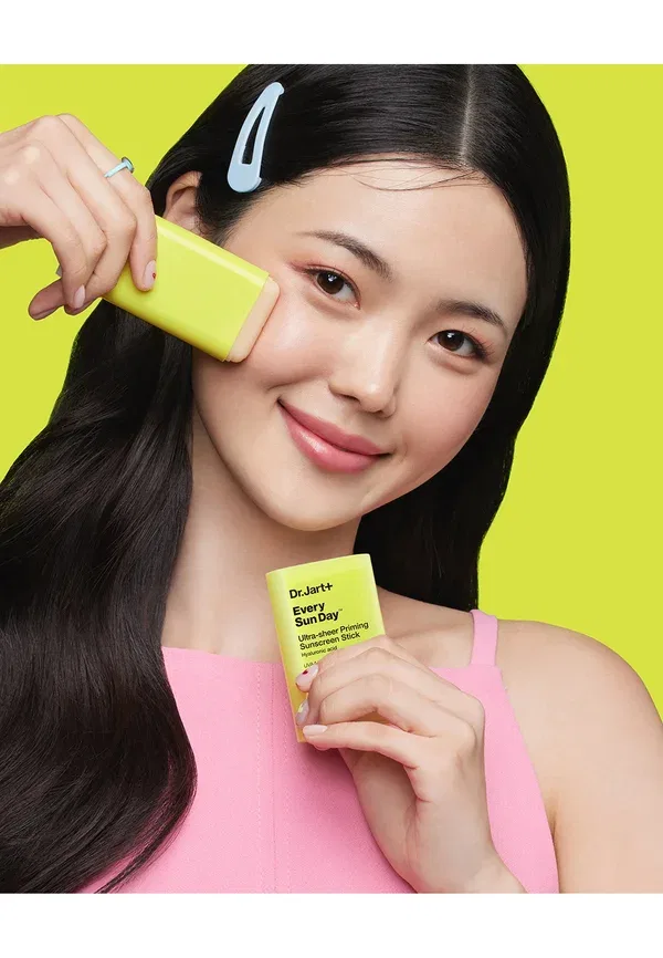 Солнцезащитный стик Every Sun Day Ultra Sheer Priming Sunscreen Stick SPF 50 - защита от солнца 19 г Dr. Jart+ — фото 2