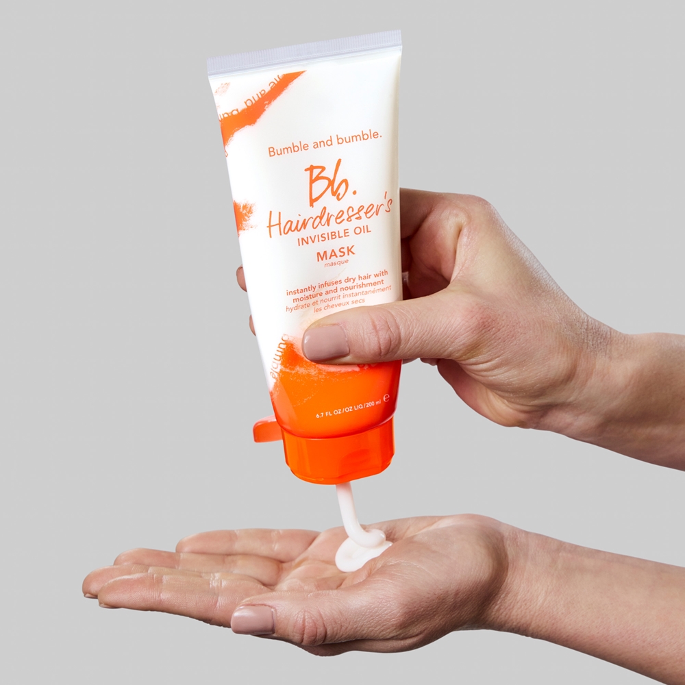 Увлажняющая и питательная маска Hairdresser'S Invisible Oil Mask для сухих и ломких волос Bumble And Bumble, 200 мл — фото 3