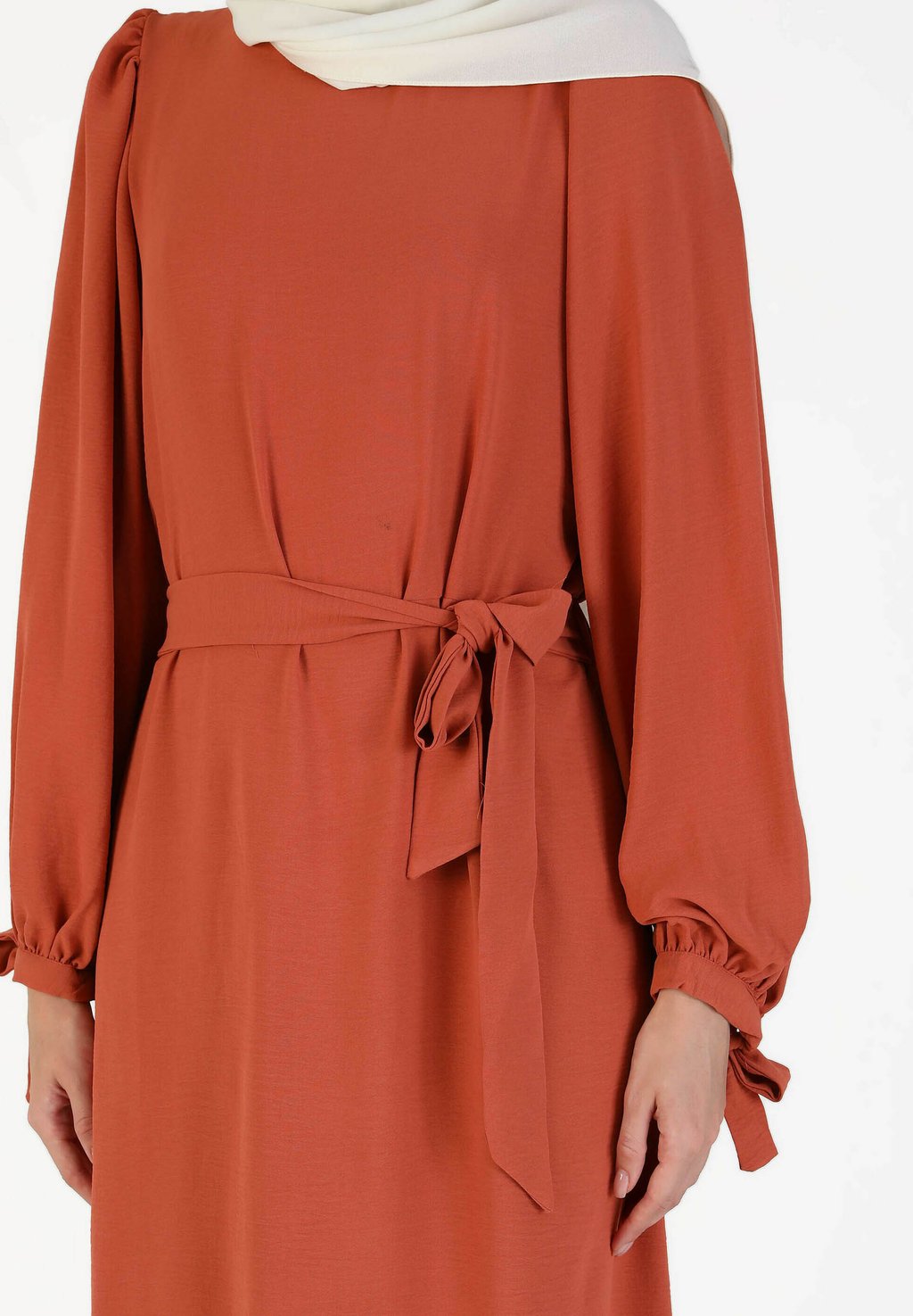 

Платье макси MODEST TAVIN Modanisa, бронза