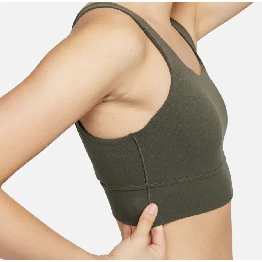 Спортивный бюстгальтер средней поддержки с съемными чашками Nike Dri-FIT Alate Ellipse, Зеленый — фото 2