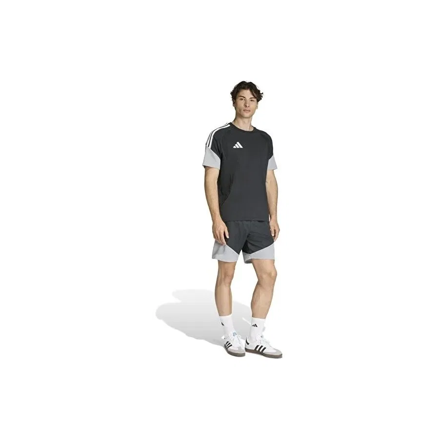 Спортивная футболка с круглым вырезом TIRO26C Tee adidas, Черный