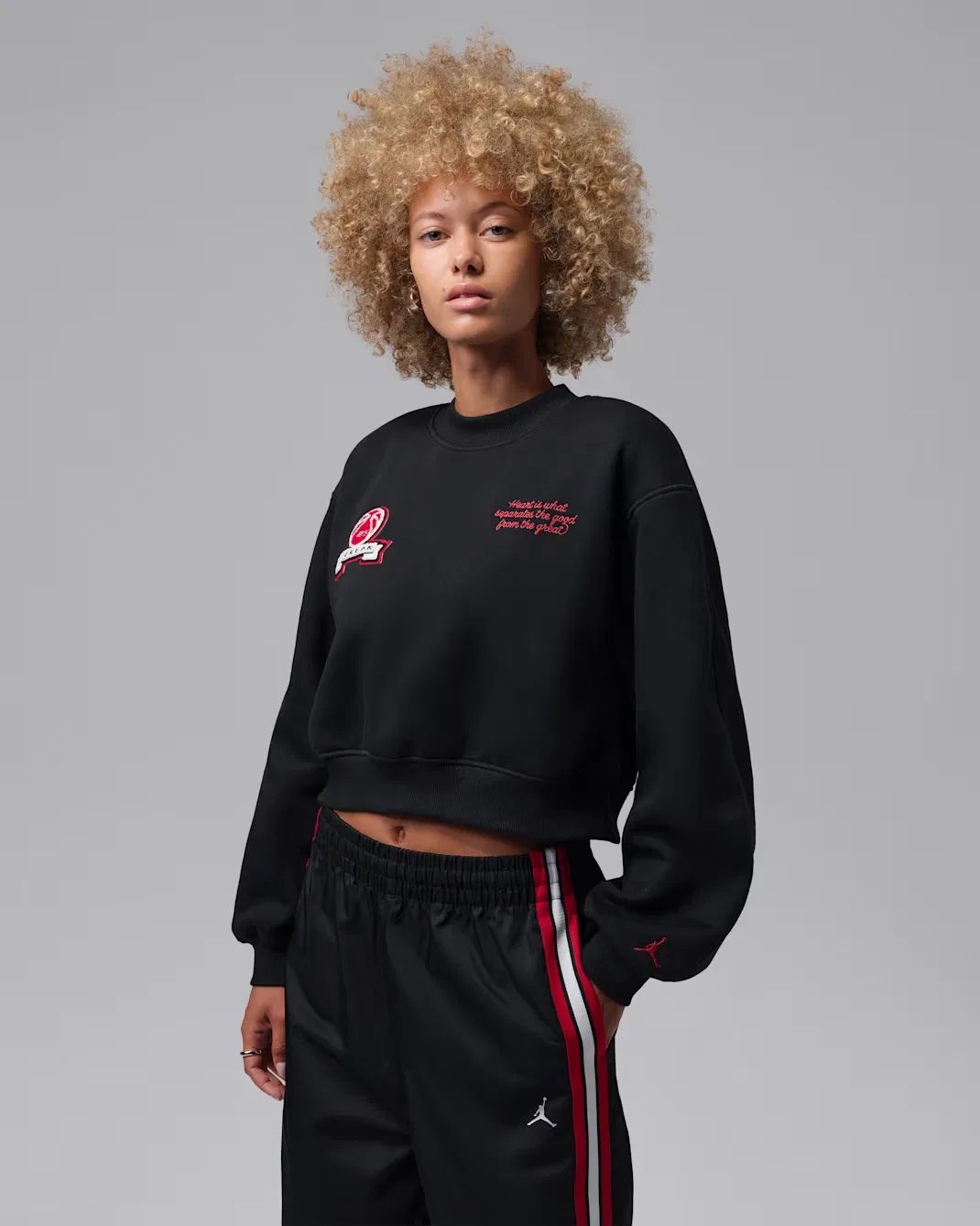 Женская укороченная толстовка с круглым вырезом Jordan Brooklyn Fleece, Black/Gym Red