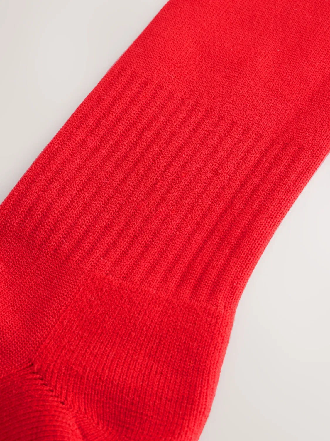 Носки футбольные Red Football Socks Next, красный — фото 3