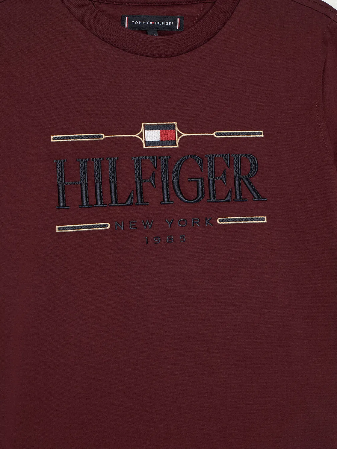 Футболка стандартного кроя для мальчика Icons Tommy Hilfiger, темно-красный — фото 3