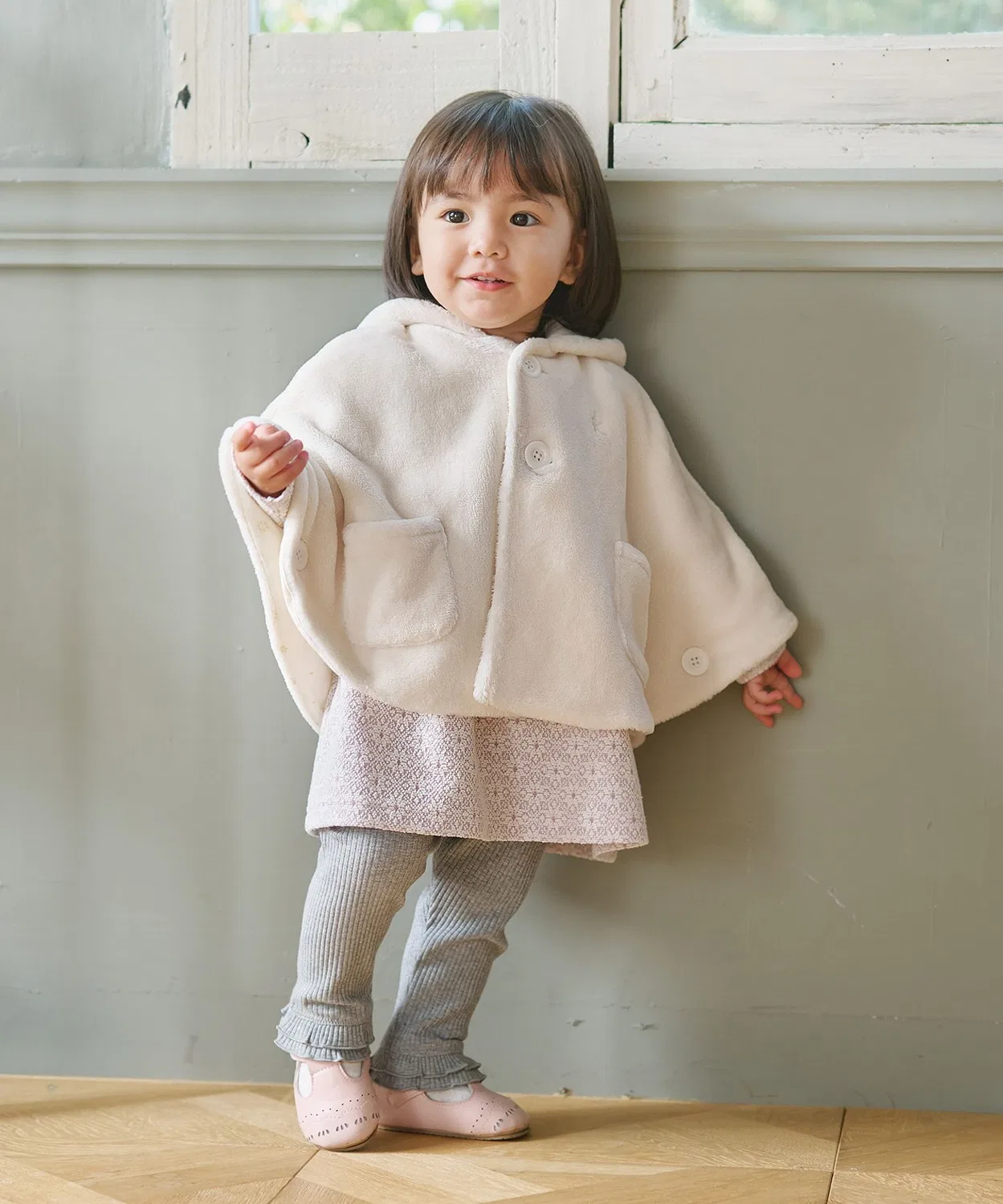 Детский теплый двусторонний плащ-накидка Kumikyoku KIDS, Light Grey — фото 2